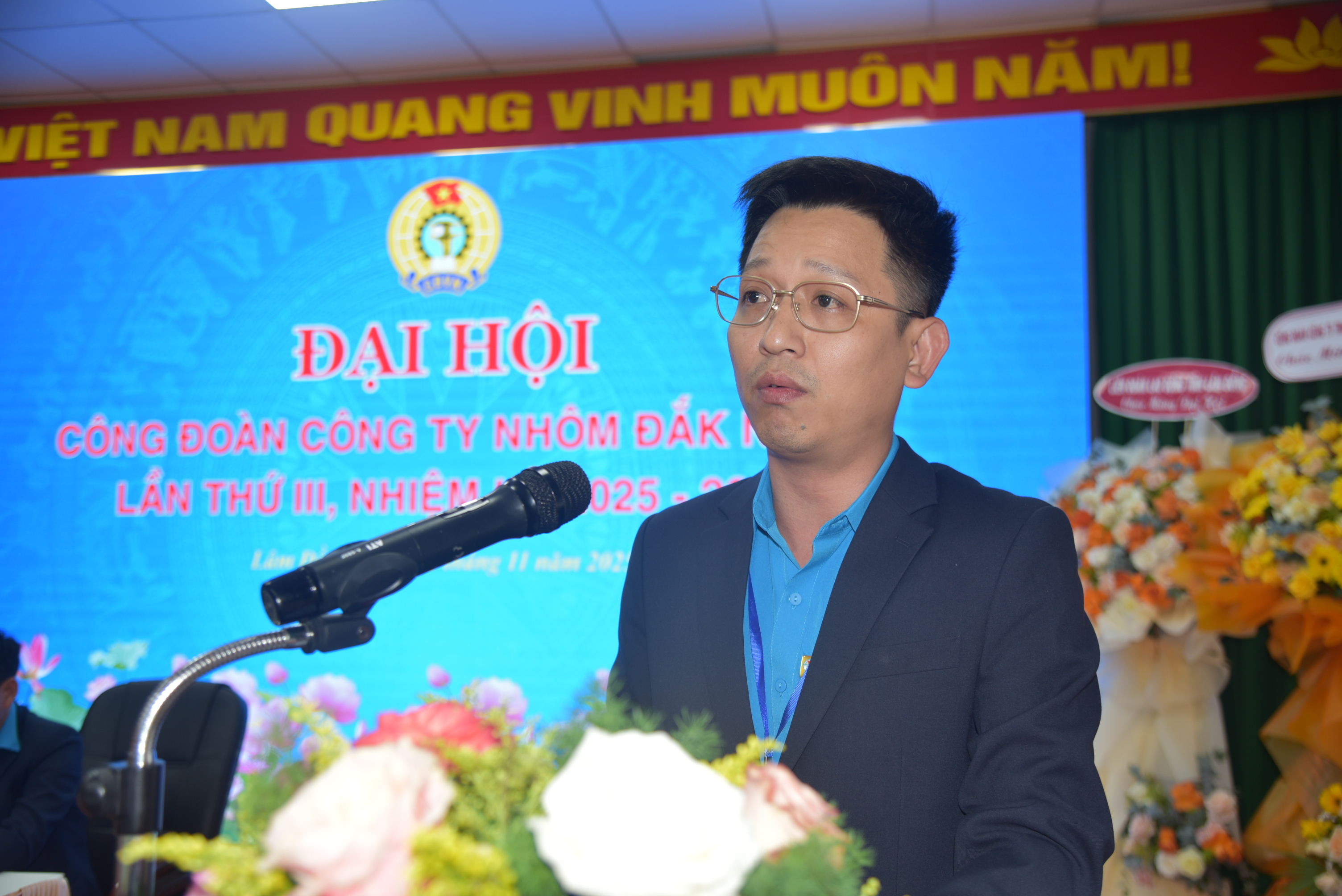 Hình 2. Các Đại biểu tham gia tham luận tại Đại hội