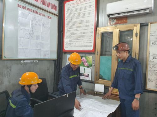 Gương sáng thợ mỏ Than Uông Bí